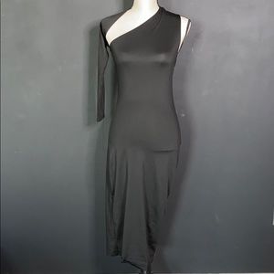 NWOT Black one sleeve fitted midi dress